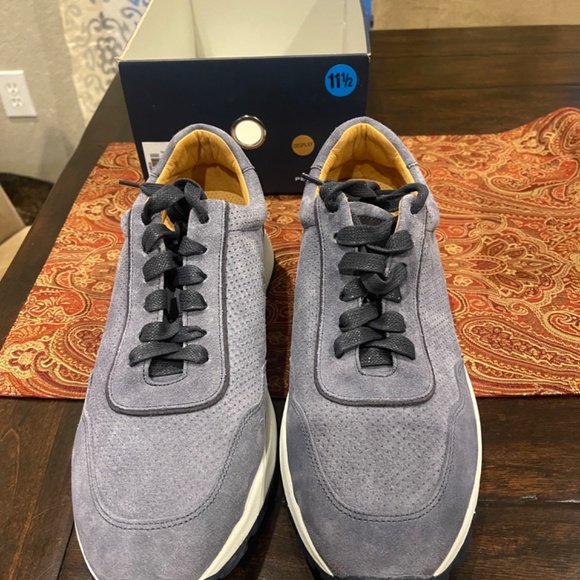 Peter Millar Men's Size 11.5M Navy Wayfare Runner MSRP $250 - Picture 3 of 8